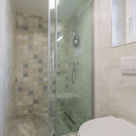 Leaf Song 1 * Будапешт